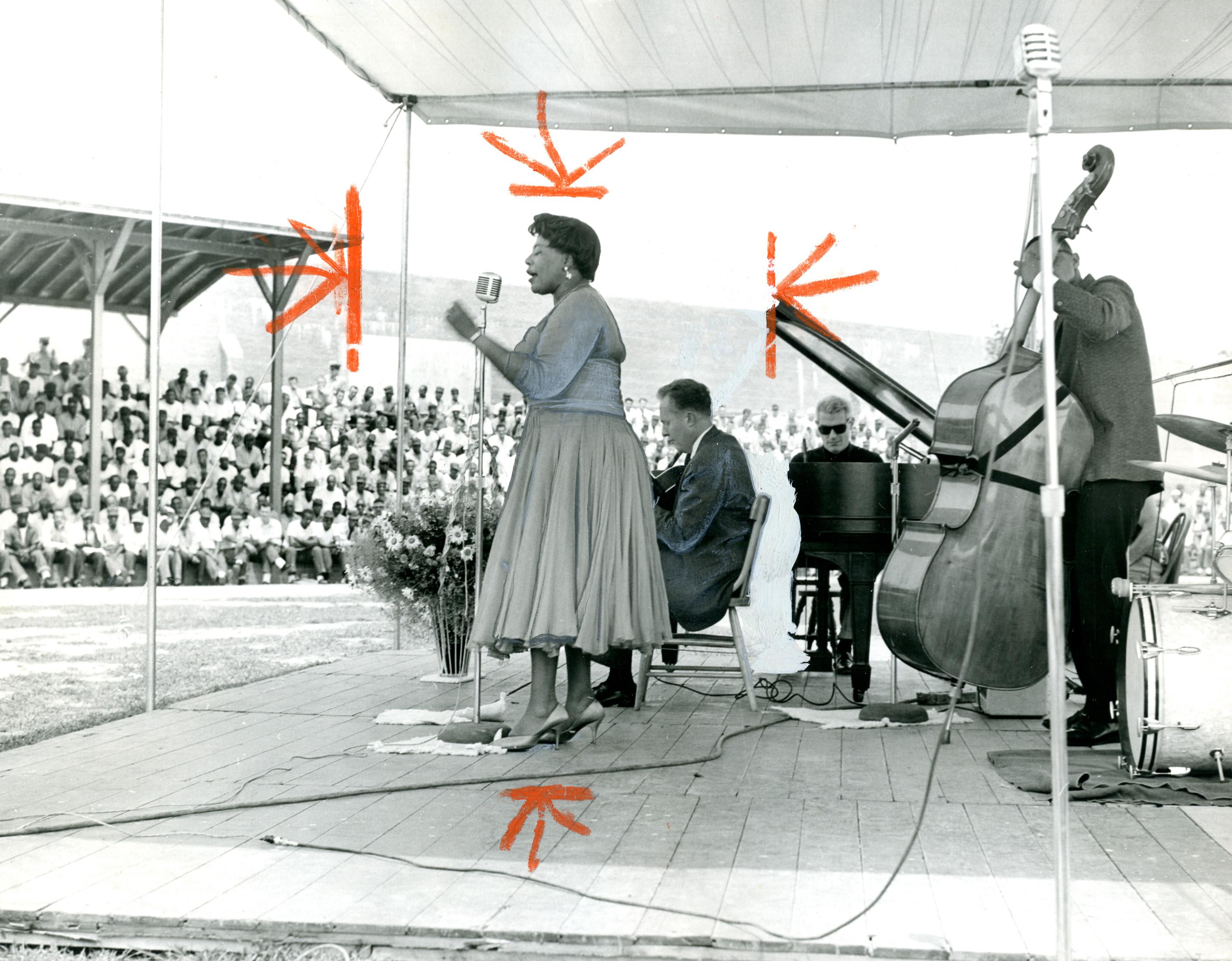 Ella Fitzgerald performs at Lorton in 1959 (Credit: Reprinted with permission of the DC Public Library, Star Collection, © Washington Post.)