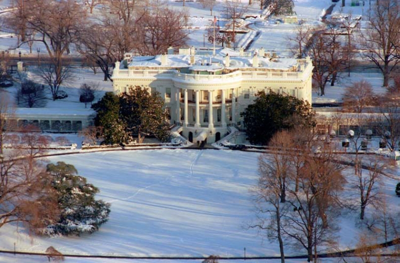 Washington remained buried in snow two days after the Super Bowl snowstorm. (Source: National Archives/Ronald Reagan Presidential Library)