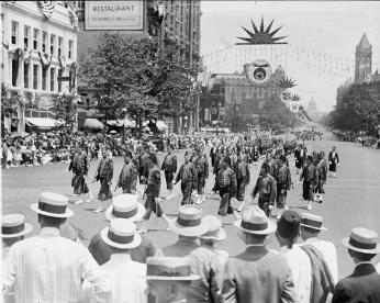 Shriners Parade, Washington, D.C. Nile, Seattle, Wash., 5/6/23 i.e., 6/5/23. District of Columbia United States Washington D.C. Washington D.C, 1923. [June 5] Photograph. <a href=