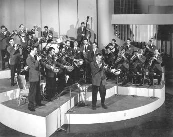 Glenn Miller Orchestra, 1940-1941 (Photo Source: Wikimedia Commons) https://commons.wikimedia.org/wiki/File:Glenn_Miller_Band.jpg