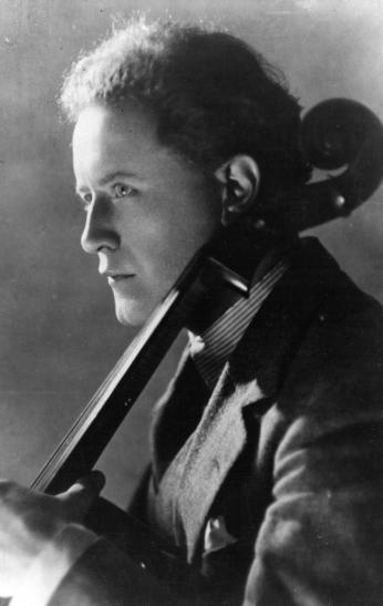 Hans Kindler, 1910 (Photo Source: Wikipedia) Hans Kindler, 1910 (Photo Source: Wikipedia)
