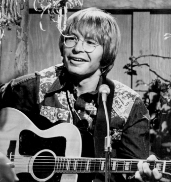 The height of John Denver's fame came after his songwriting collaboration with Fat City. (Source: Wikimedia Commons)