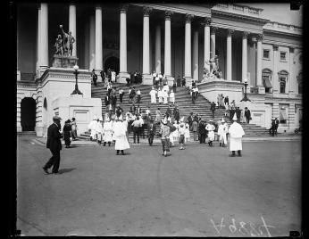 Klan members outside the U.S. Capitol in August 1925. (Source: Harris & Ewing Collection, Library of Congress)