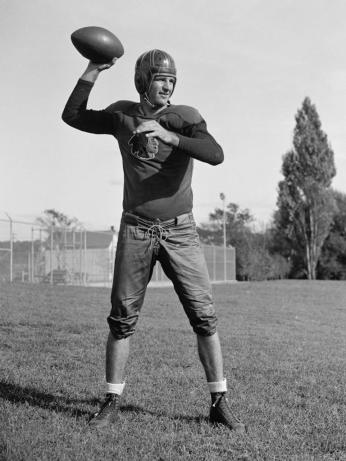 Redskins quarterback Sammy Baugh in 1937. (Source: Library of Congress)