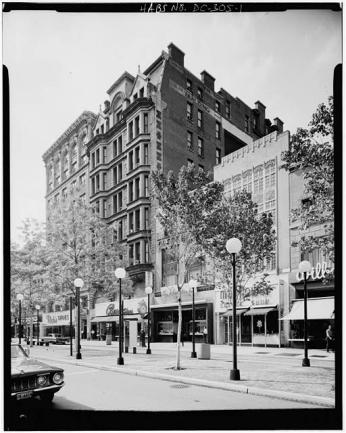 The Sun Building in the 1970s. Source:  Library of Congress Prints and Photographs Division Washington, D.C.)