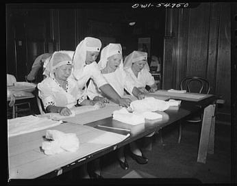 Filipino American Red Cross surgical dressing unit