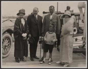 Warren Harding and First Lady Florence Harding with Ned McLean and his family in Florida