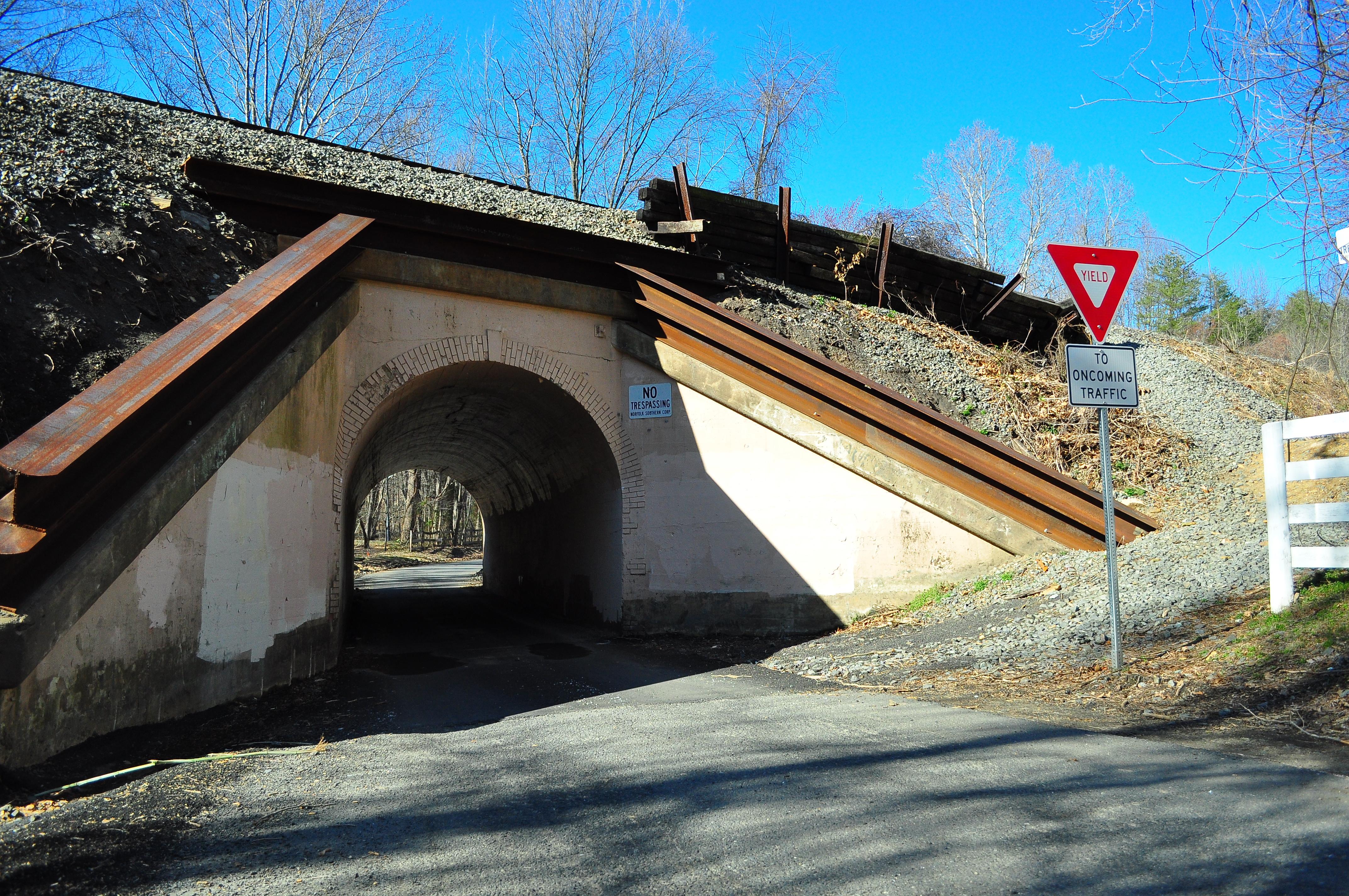 Daytime view of railroad tunnel in Clifton, Virginia known as Bunnyman Bridge. (Source: Flickr user Jack Parrott. Used via Creative Commons Attribution-NonCommercial-NoDerivs 2.0 Generic license.)
