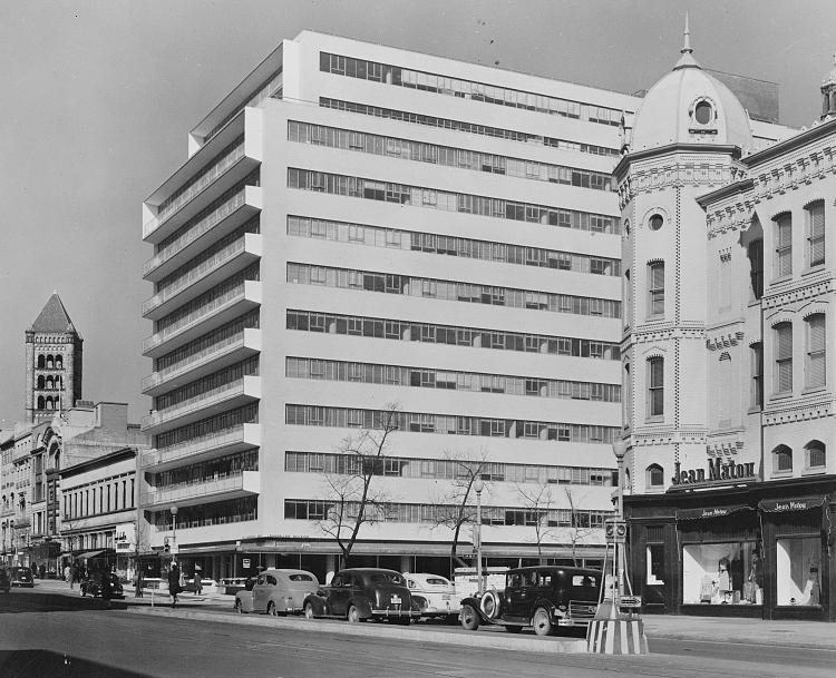 Longfellow Building in 1930s. (Source: Library of Congress)