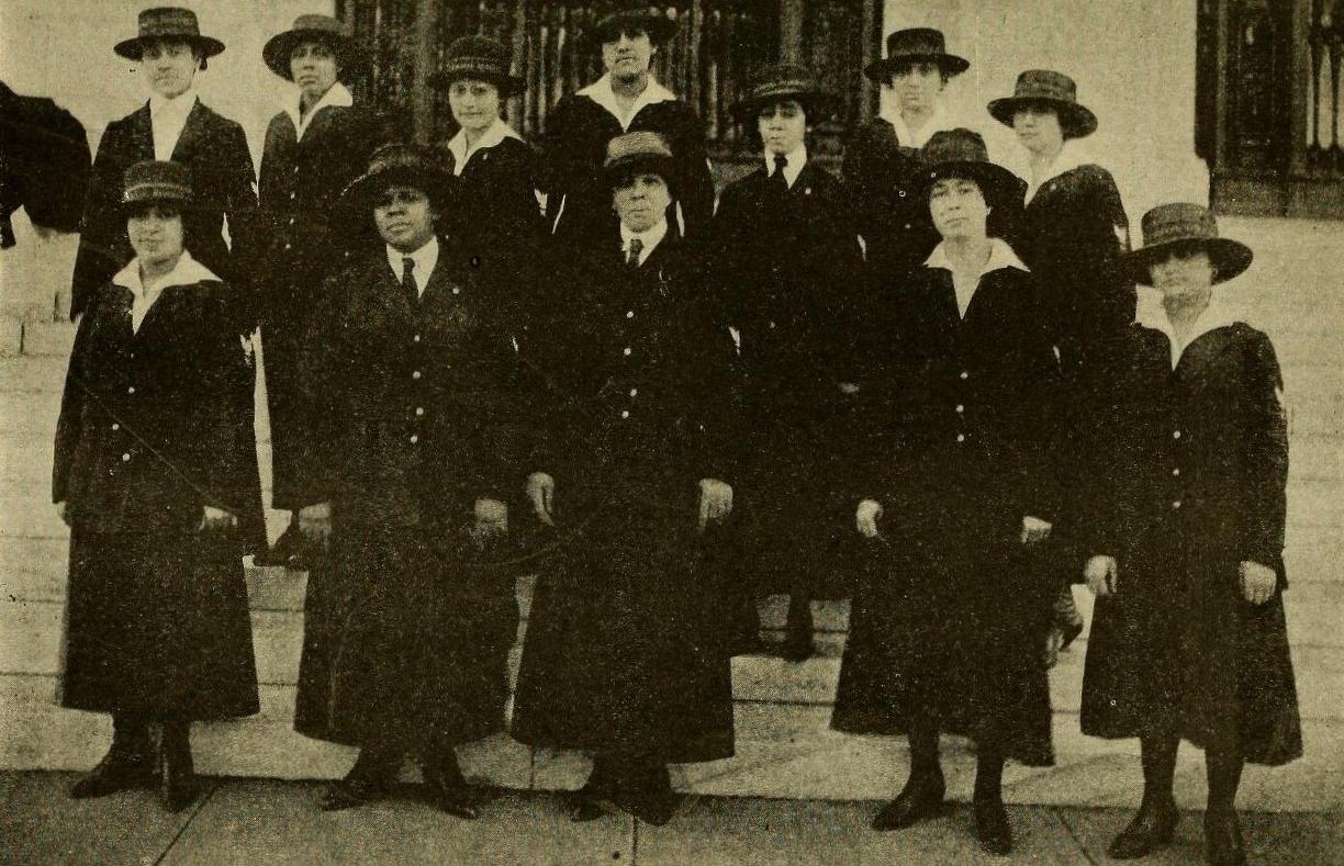 The sole African-American Yeomanette unit was assigned to the Navy Yard in Washington, D.C., to work at the Muster Roll Office.