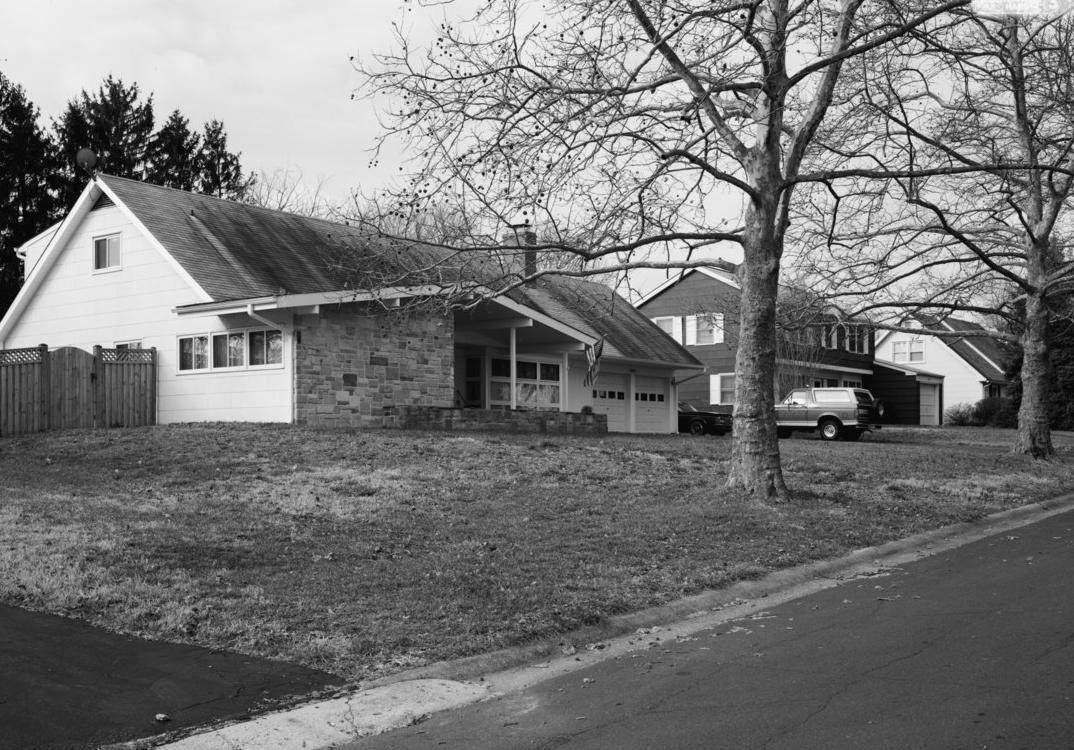 View of houses in Bowie Maryland