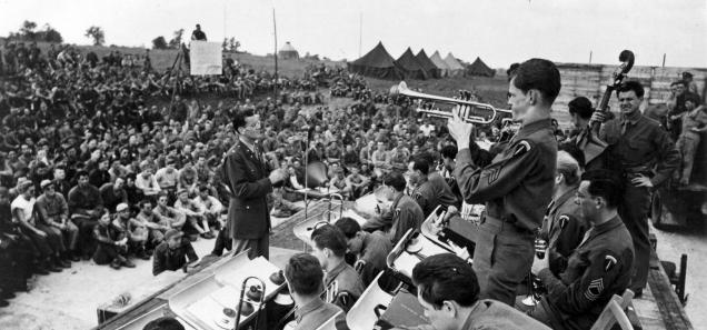 Glenn Miller’s Army Air Force Band Disbands