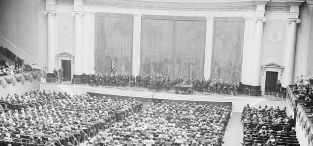 D.A.R. Constitution Hall in 1931. (Source: Library of Congress) D.A.R. Constitution Hall in 1931. (Source: Library of Congress)